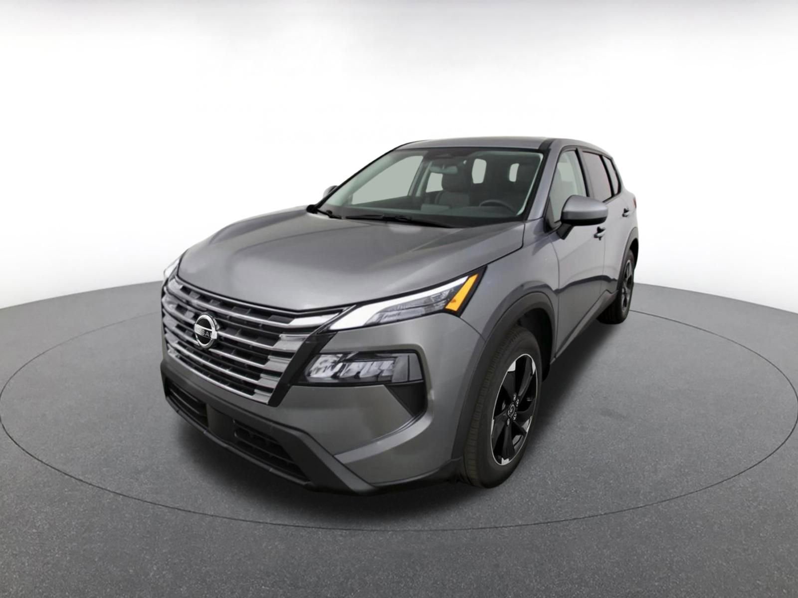 Used 2025 Nissan Rogue SV AWD/4WD image 3