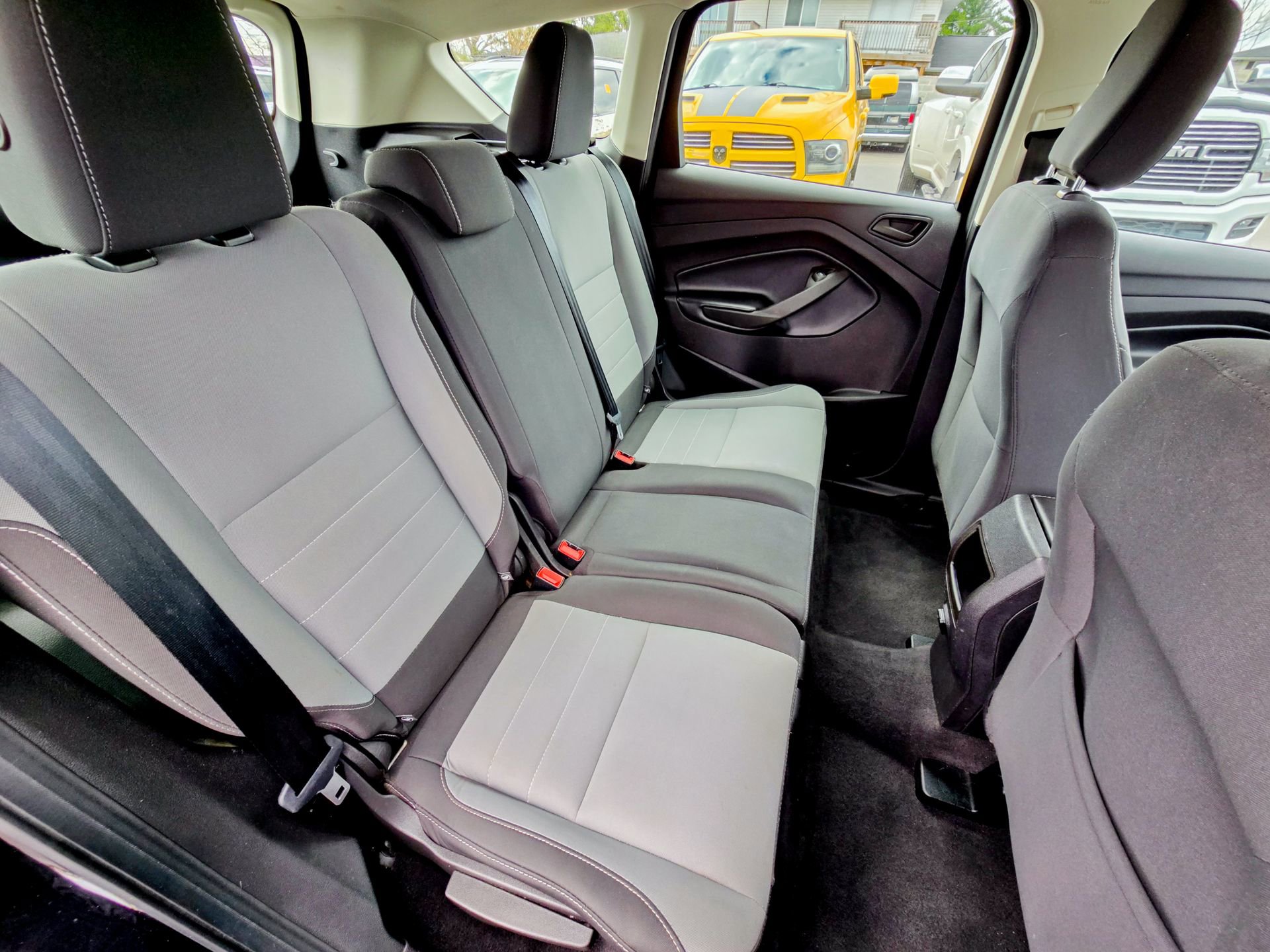 Used 2019 Ford Escape S image 29