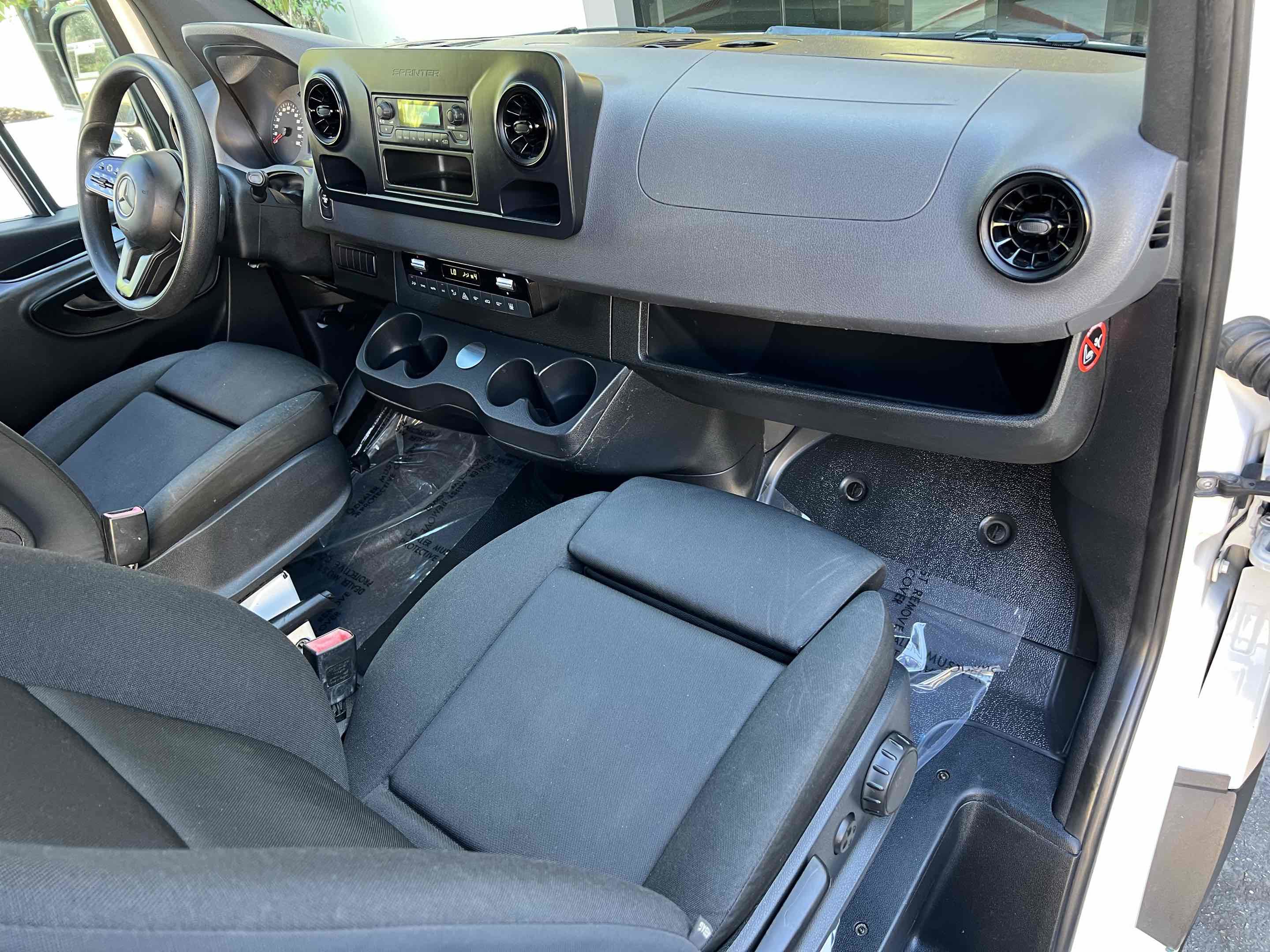 Used 2019 Mercedes-Benz Sprinter 2500 w/ Driver Convenience Package image 33