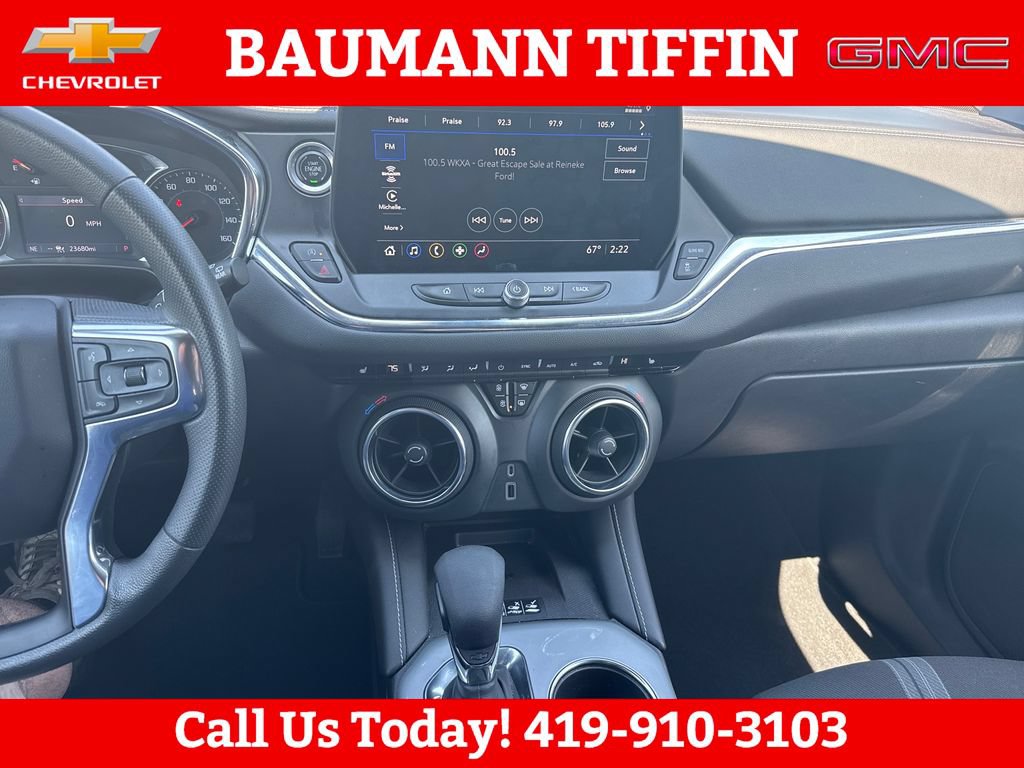 Used 2023 Chevrolet Blazer LT w/ Convenience Package FWD image 11