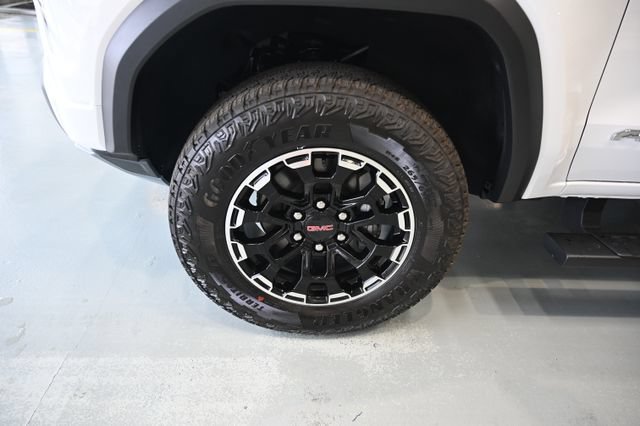 New 2026 GMC Canyon AT4 w/ Technology Plus Package AWD/4WD image 33