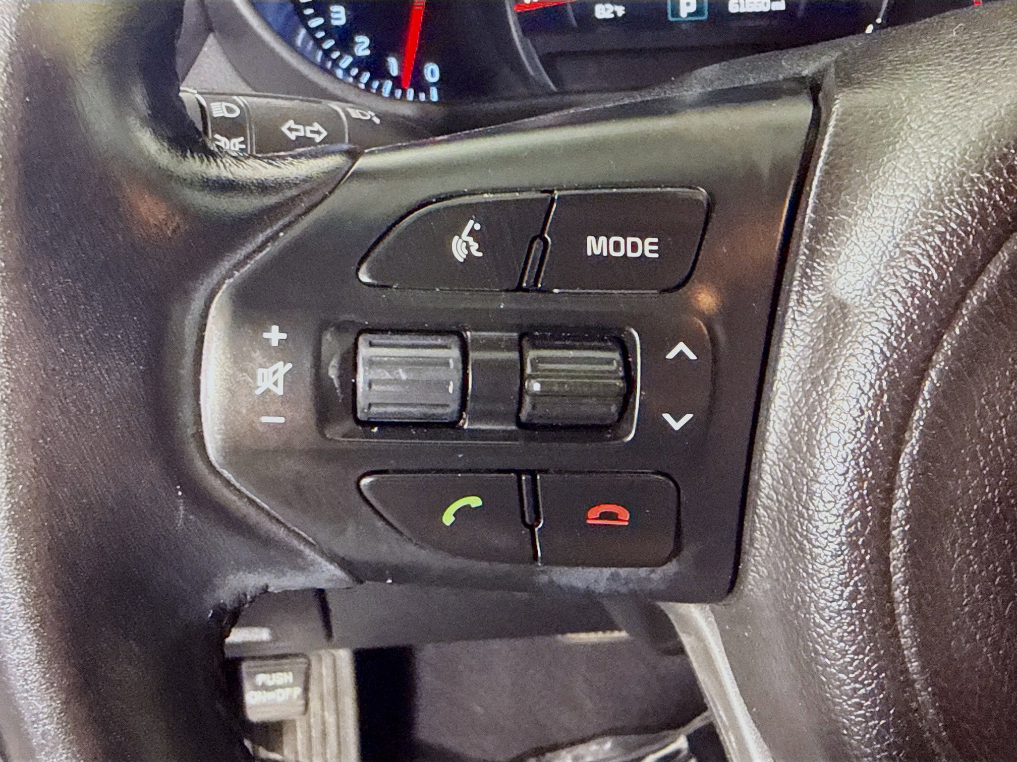 Used 2017 Kia Sorento LX w/ LX V6 Convenience Package image 14