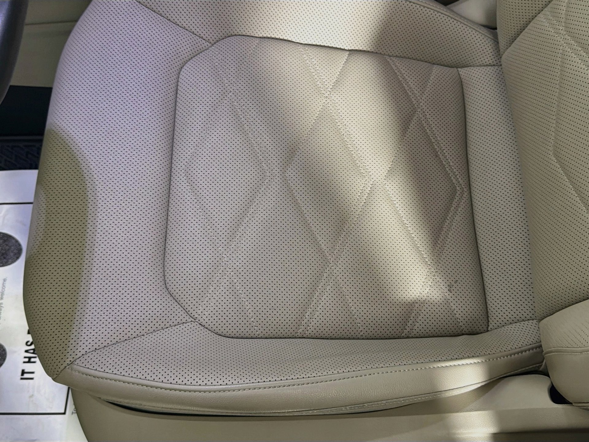 Certified 2024 Volkswagen Atlas SE FWD image 17
