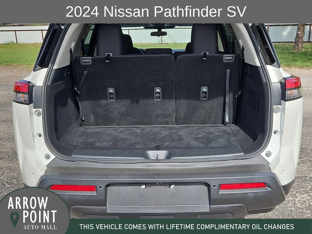 Used 2024 Nissan Pathfinder SV FWD image 17
