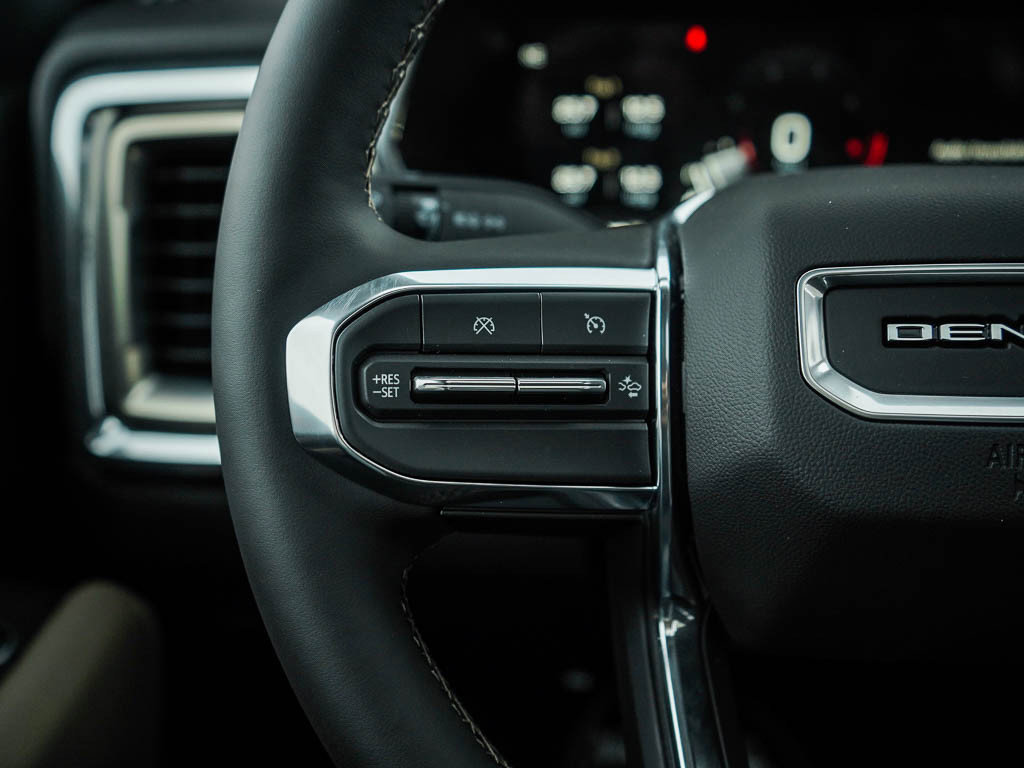 New 2026 GMC Canyon Denali image 19