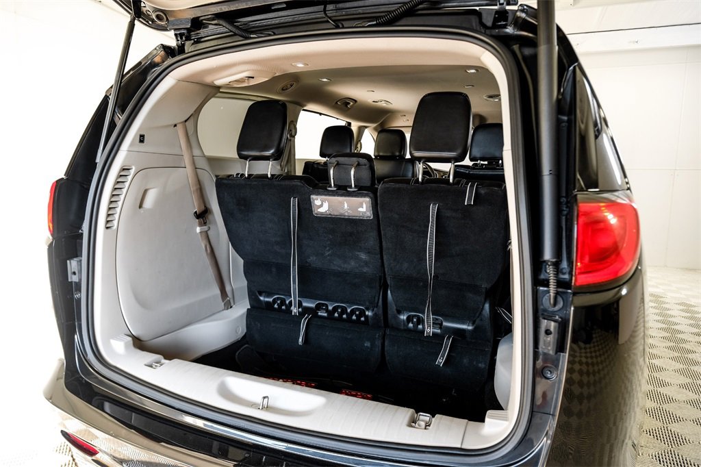Used 2020 Chrysler Voyager Lxi image 52