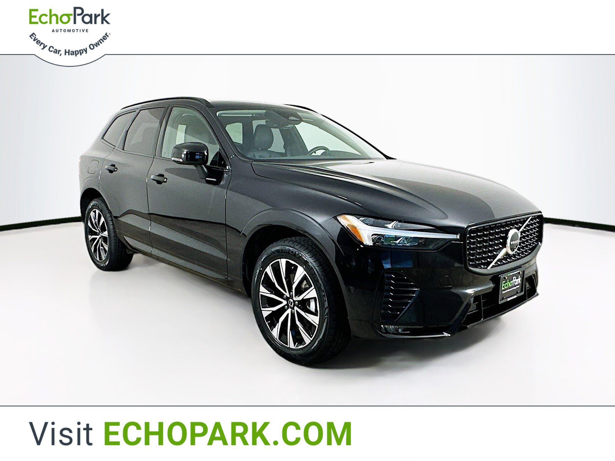 Used 2025 Volvo XC60 B5 Plus image 1