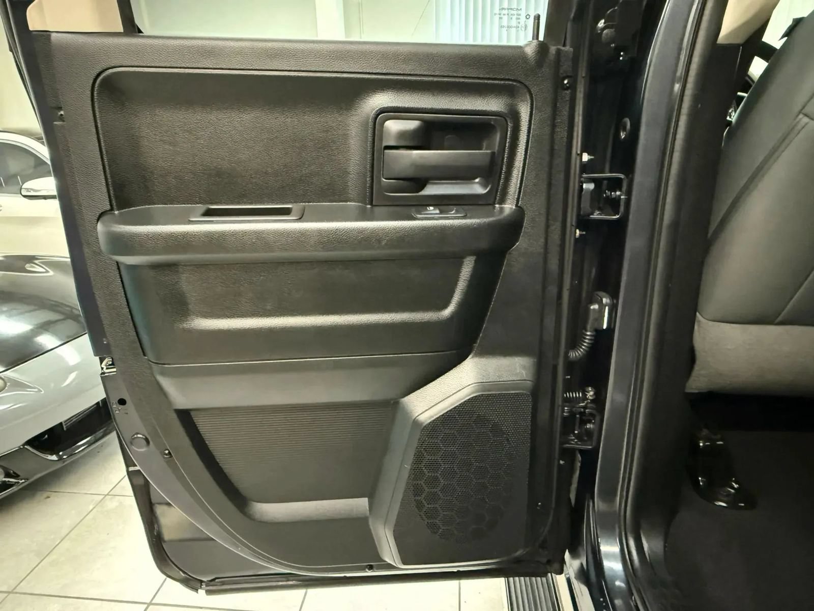Used 2018 RAM 1500 Express w/ Express Value Package AWD/4WD image 16