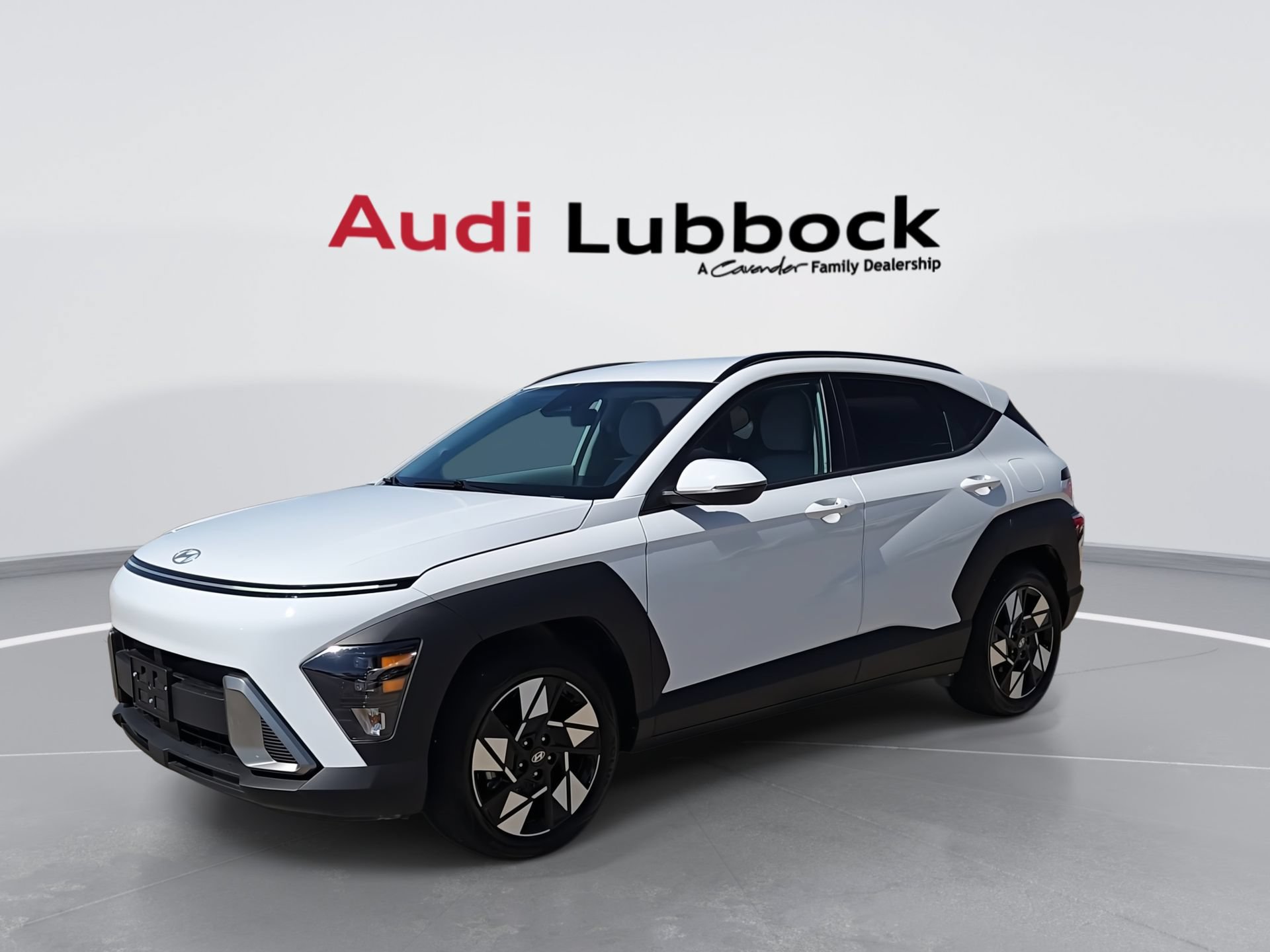 Used 2025 Hyundai Kona SEL FWD image 4