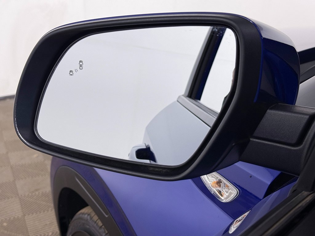 Used 2025 Hyundai Venue Limited image 29