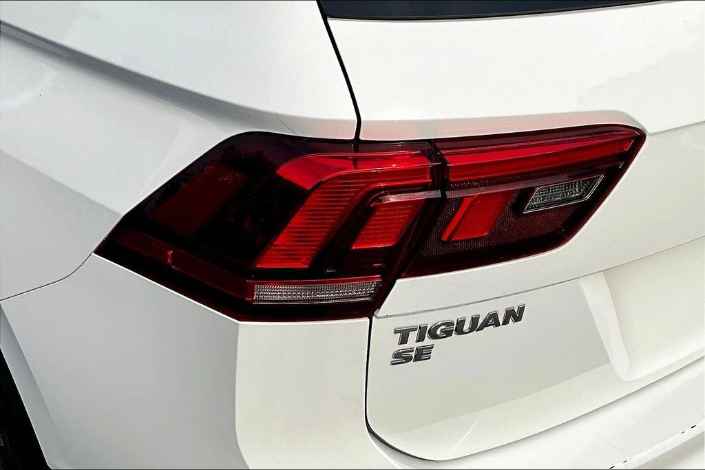 Used 2019 Volkswagen Tiguan SE w/ Panoramic Sunroof Package FWD image 20