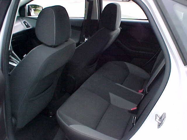 Used 2013 Ford Focus SE w/ Interior Protection Pkg FWD image 24