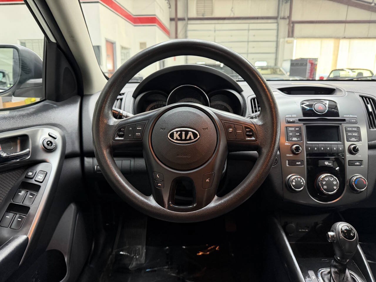 Used 2013 Kia Forte EX FWD image 21