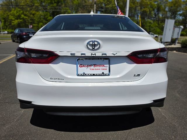 Used 2024 Toyota Camry LE FWD image 6