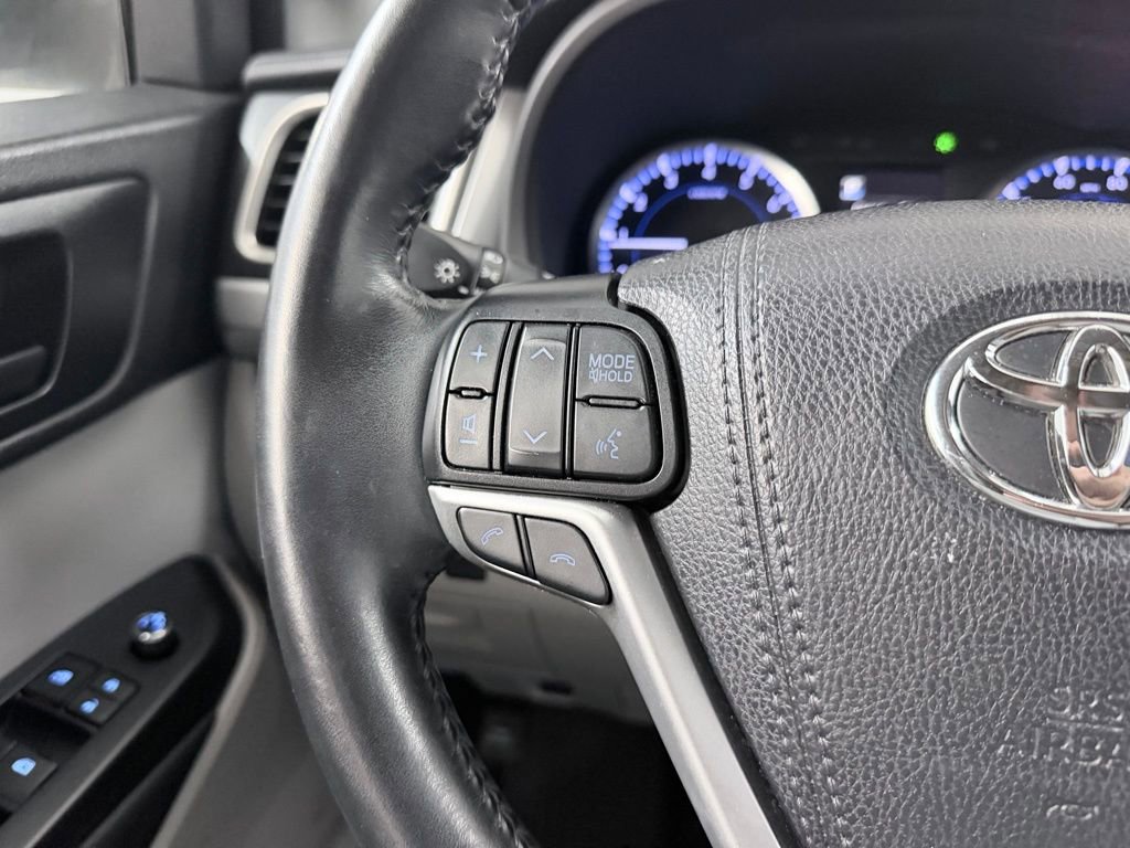 Used 2019 Toyota Highlander Plus image 21