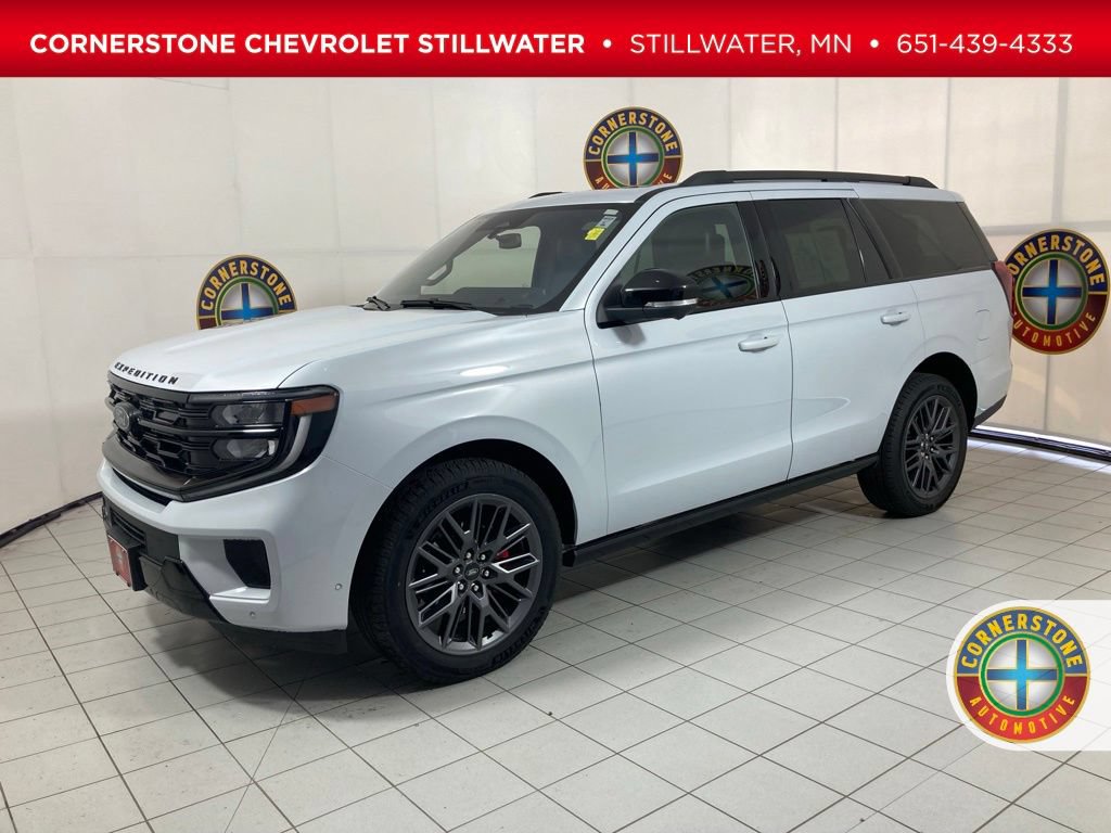 Used 2025 Ford Expedition Platinum w/ Stealth Performance Package AWD/4WD image 1