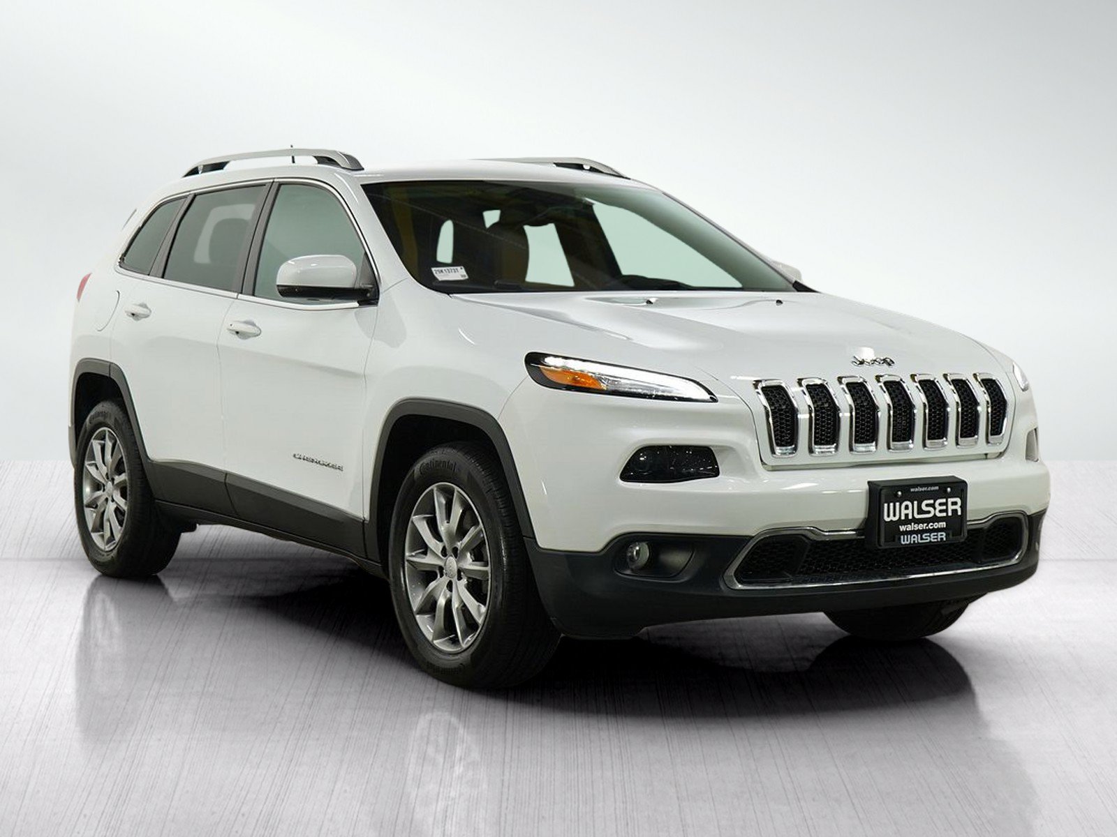 Used 2018 Jeep Cherokee Limited AWD/4WD image 8