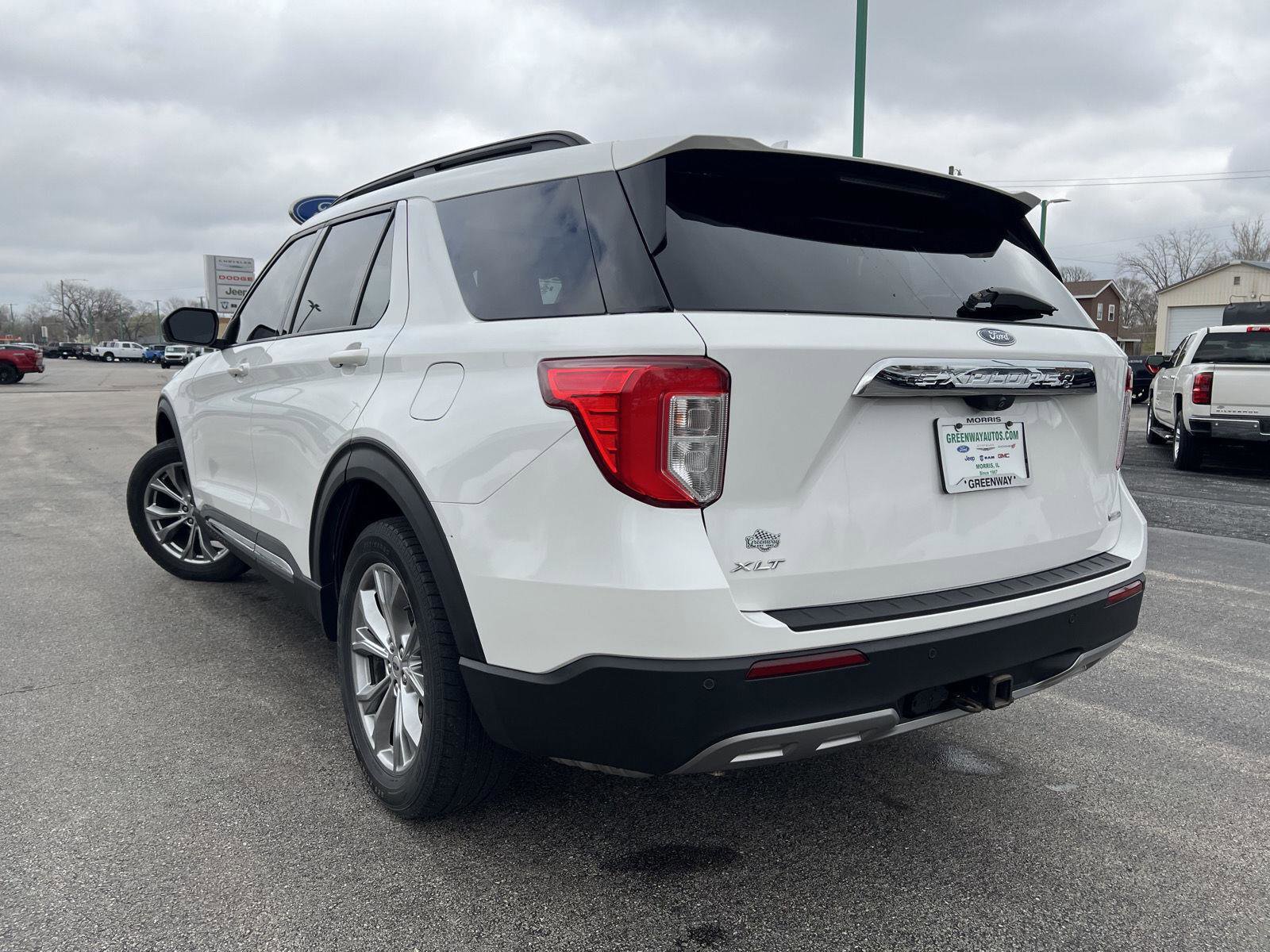 Used 2020 Ford Explorer XLT w/ Equipment Group 202A AWD/4WD image 10