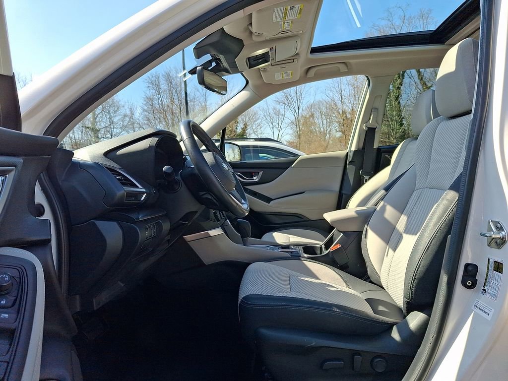 Used 2023 Subaru Forester Premium image 12