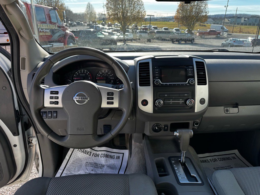 Used 2016 Nissan Frontier SV AWD/4WD image 19