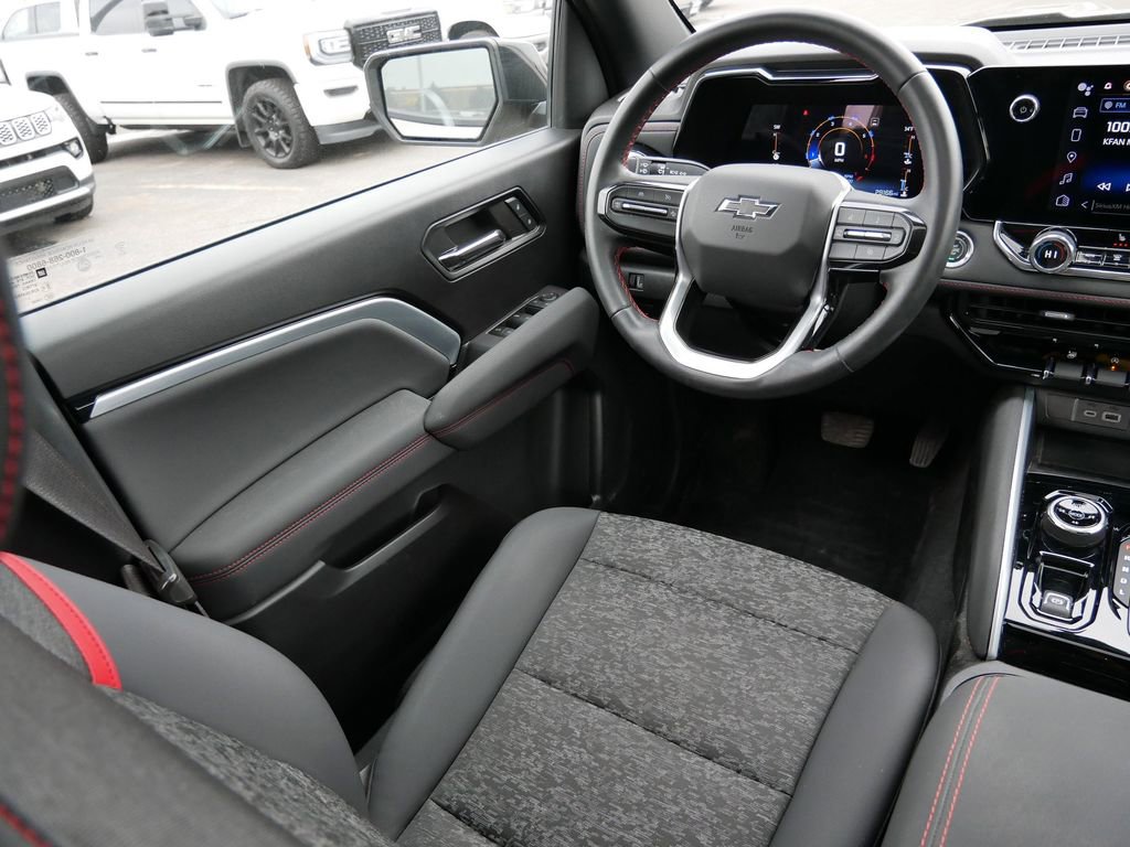 Used 2023 Chevrolet Colorado Z71 w/ Z71 Convenience Package 2 AWD/4WD image 18