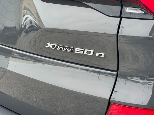 New 2026 BMW X5 xDrive50e w/ Executive Package image 13
