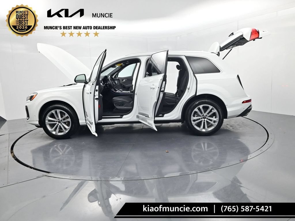 Used 2025 Audi Q7 3.0T Premium Plus AWD/4WD image 79