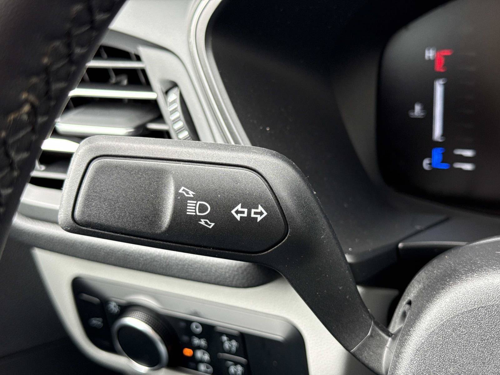 Used 2024 Ford Escape Active w/ Cold Weather Package FWD image 10