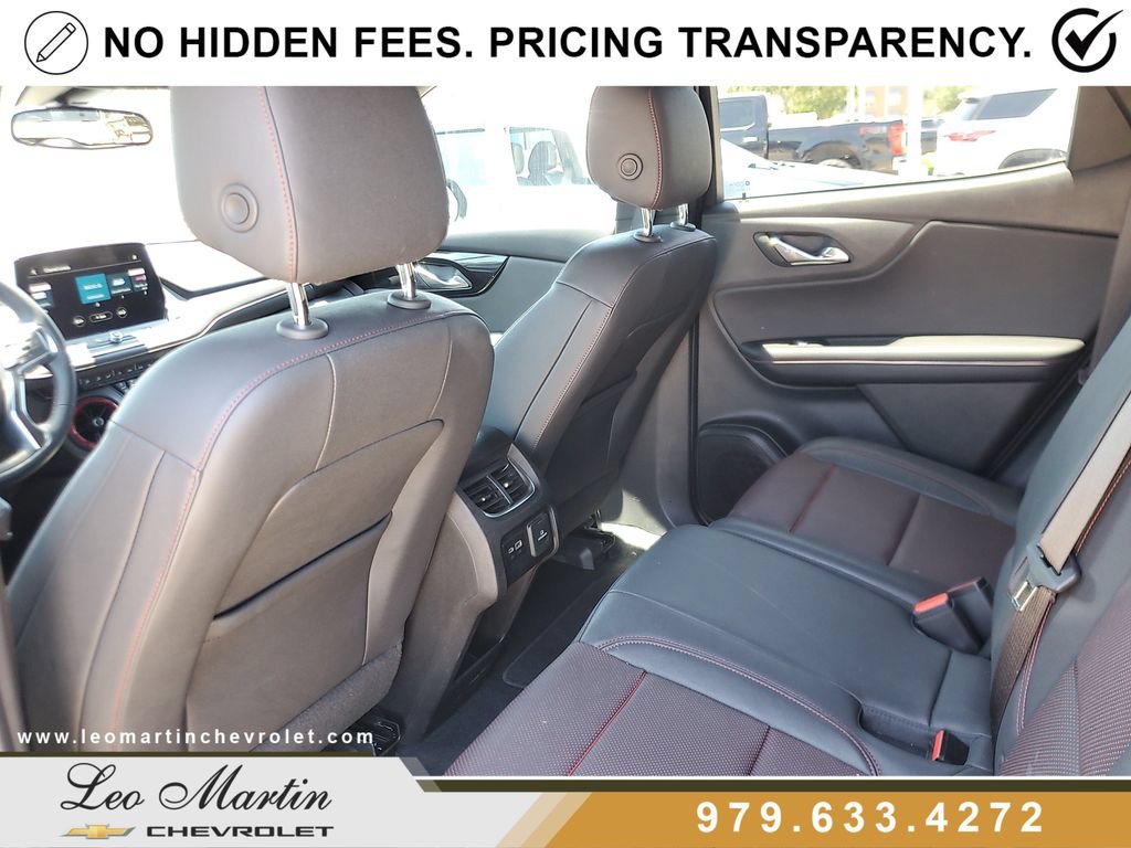 Used 2025 Chevrolet Blazer RS AWD/4WD image 11