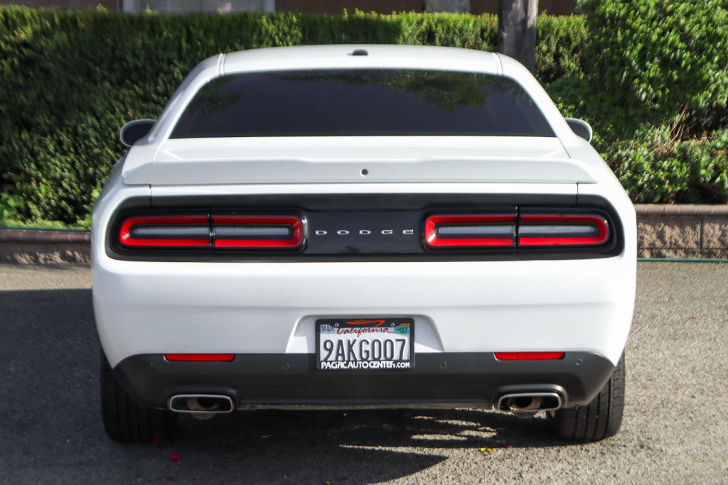 Used 2022 Dodge Challenger GT RWD image 7
