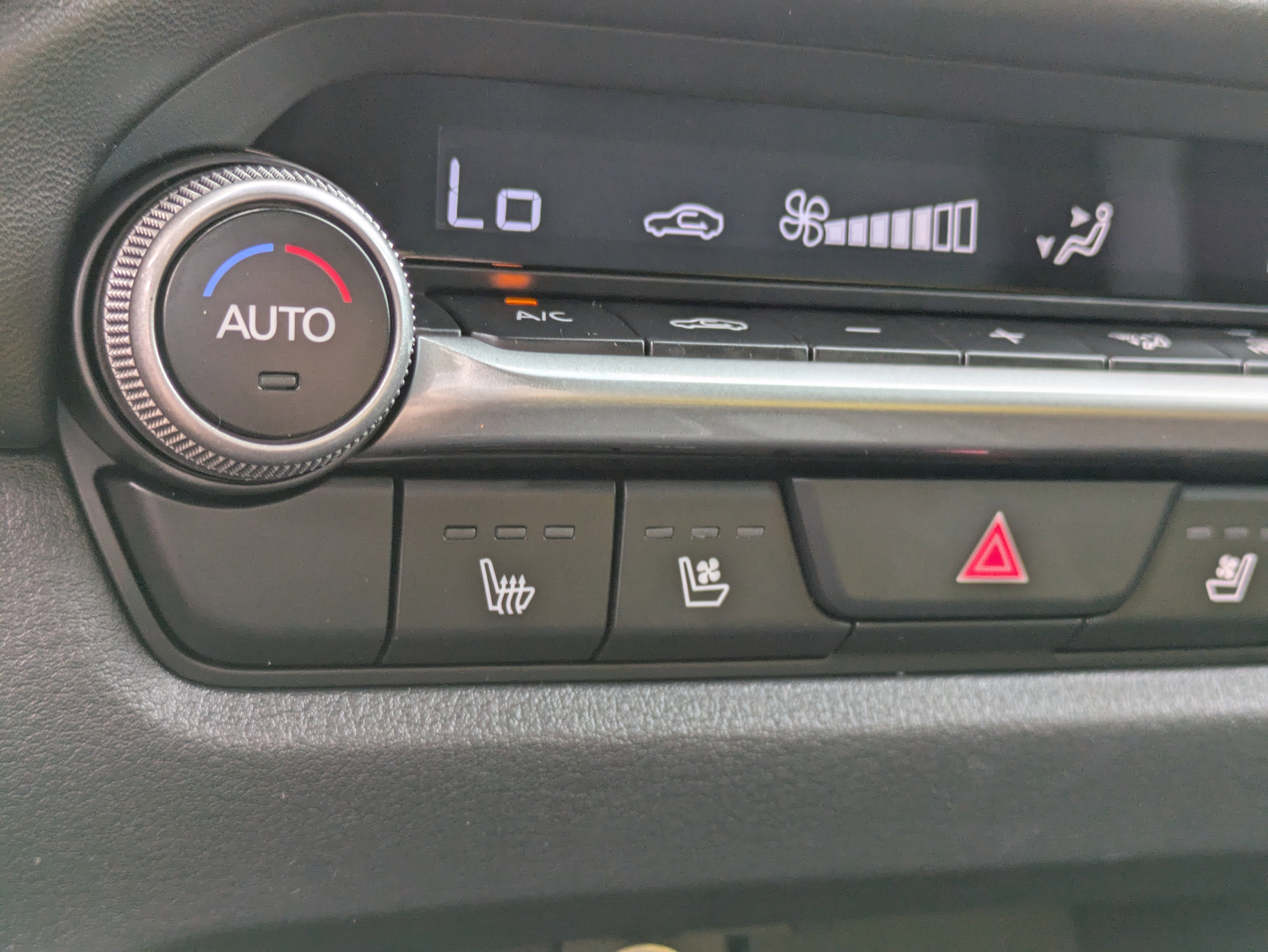 New 2026 MAZDA CX-50 AWD 2.5 Hybrid w/ Weather Package image 29