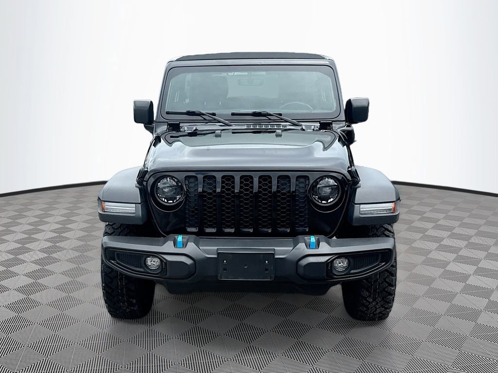 Used 2023 Jeep Wrangler Unlimited w/ Sun & Screen Package AWD/4WD image 2