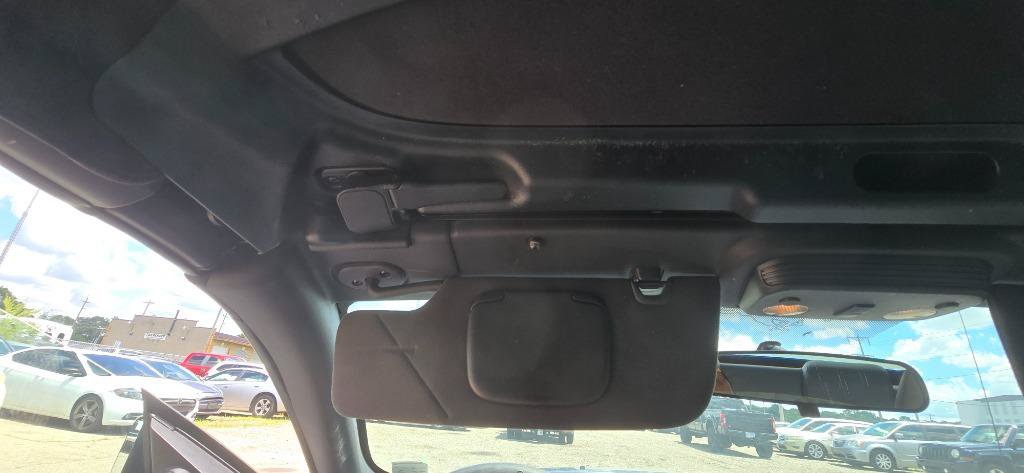 Used 2007 Ford Mustang Convertible RWD image 28