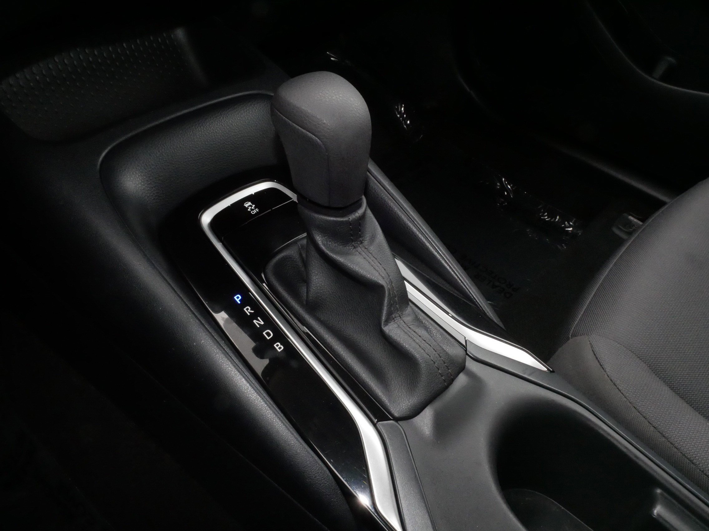Used 2023 Toyota Corolla LE image 24