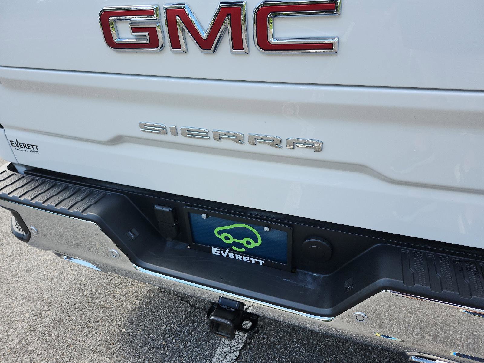 Certified 2026 GMC Sierra 1500 SLT w/ SLT Premium Plus Package AWD/4WD image 4