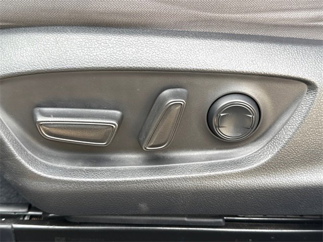 Used 2022 Toyota Camry LE image 22