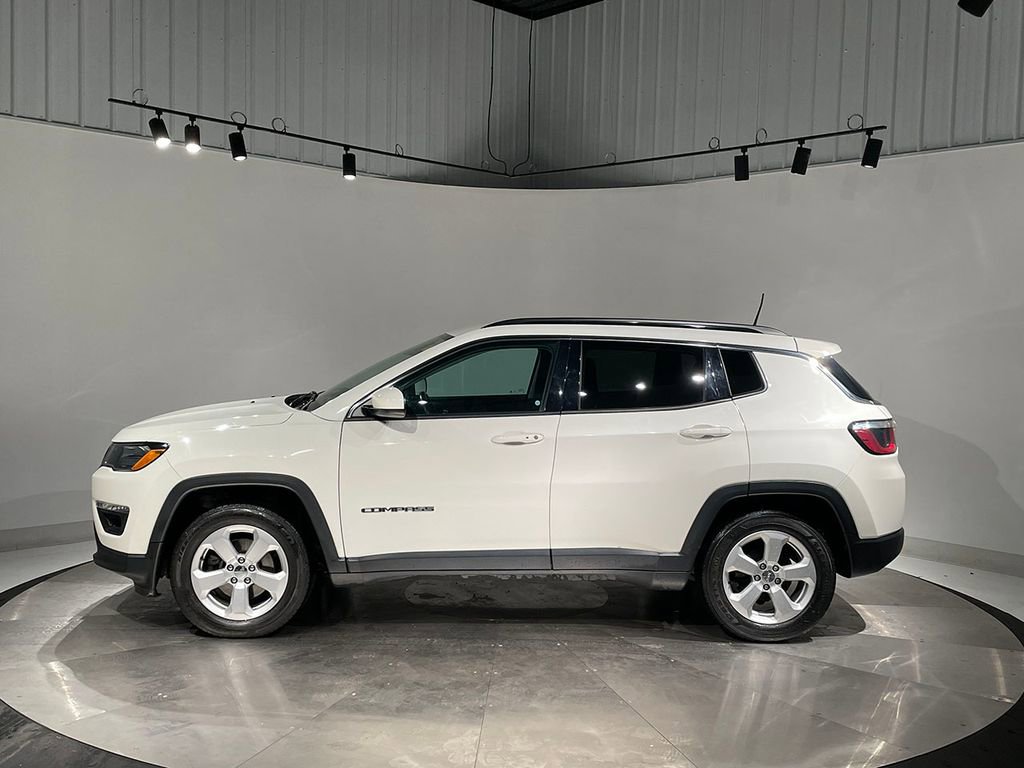 Used 2019 Jeep Compass Latitude w/ Safety & Security Group image 14