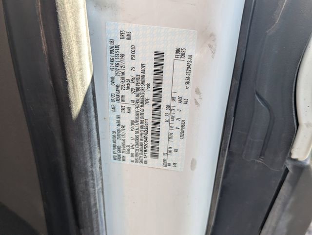 Used 2023 Ford Transit 250 Medium Roof AWD image 30