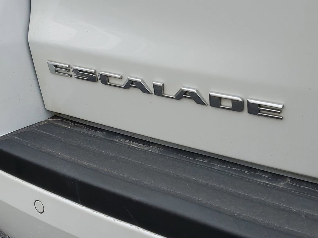 Used 2016 Cadillac Escalade Premium image 37