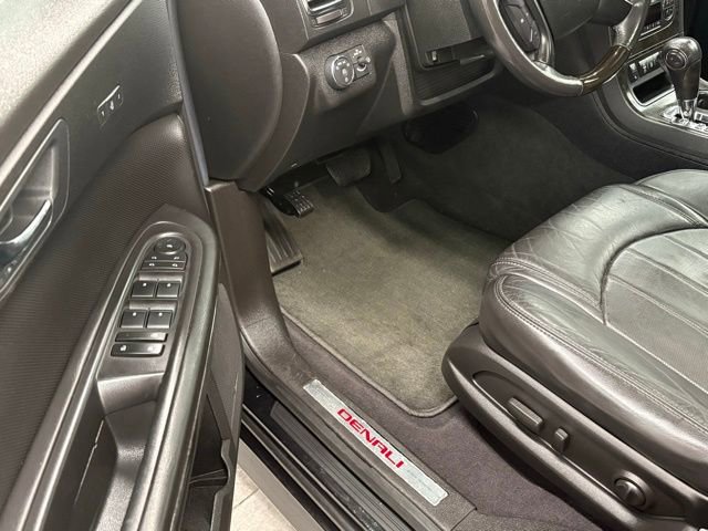 Used 2012 GMC Acadia Denali AWD/4WD image 15