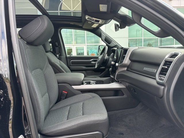 New 2026 RAM 1500 4x4 Crew Cab image 12