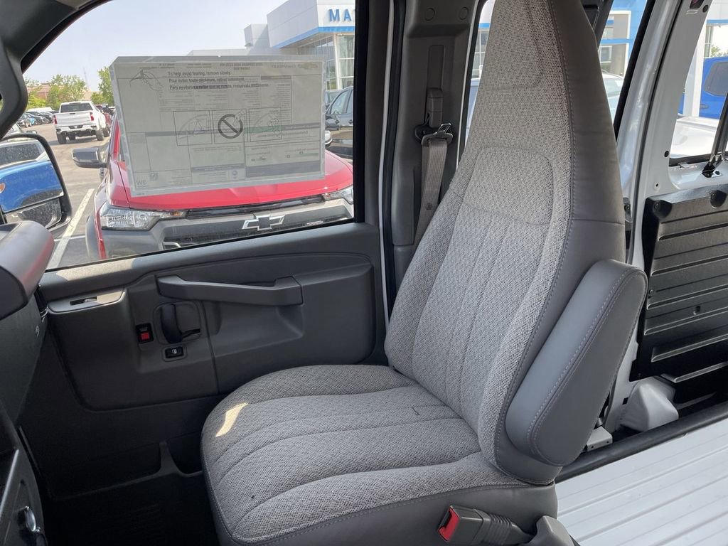 New 2025 Chevrolet Express 3500 Extended w/ Driver Convenience Package RWD image 17