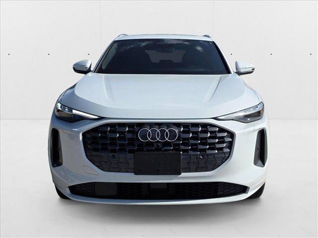 New 2025 Audi Q5 Premium Plus w/ Premium Plus AWD/4WD image 2