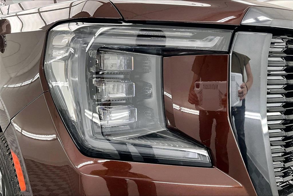 Used 2023 GMC Yukon Denali Ultimate image 30