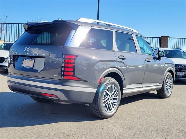 New 2026 Hyundai Palisade SEL image 2