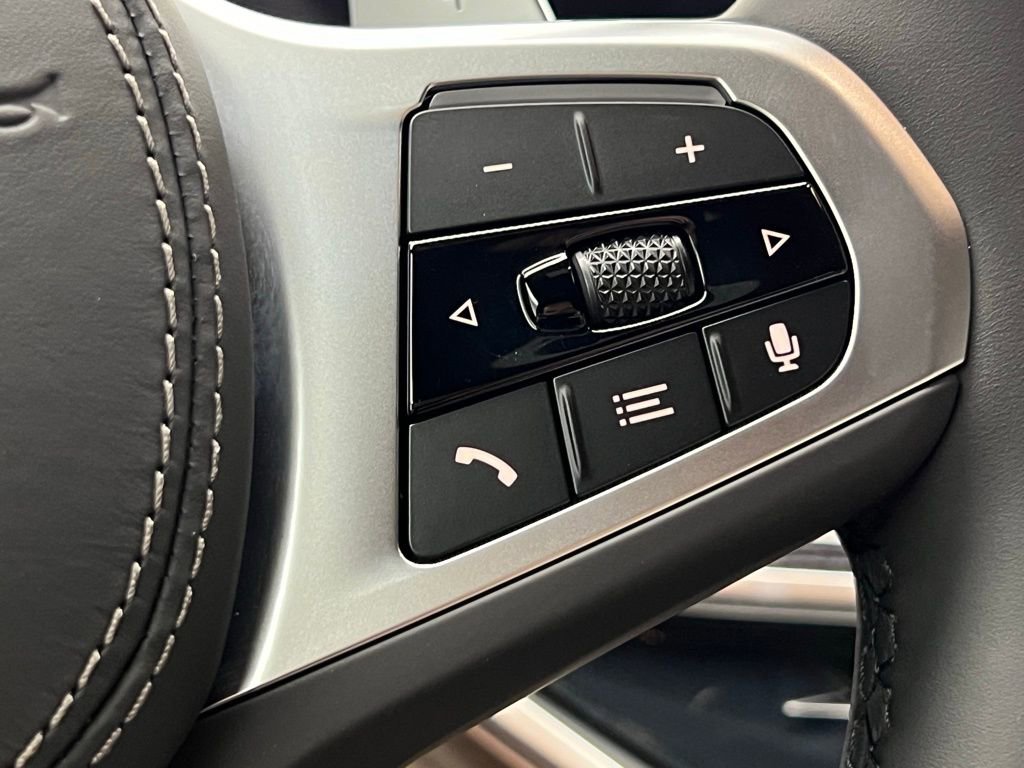 New 2026 BMW X7 xDrive40i w/ M Sport Package image 19