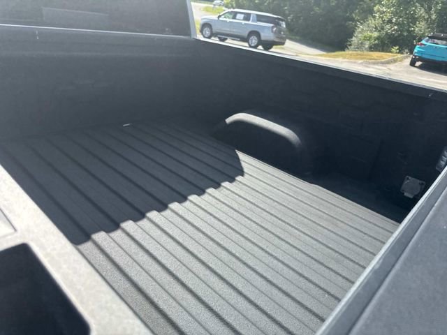Used 2022 Chevrolet Silverado 1500 LTZ w/ LTZ Premium Package image 13