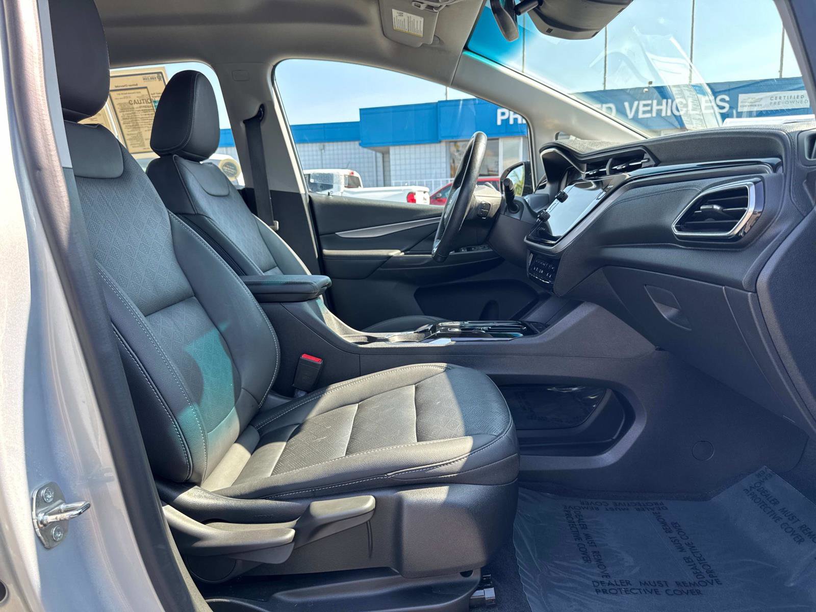 Used 2022 Chevrolet Bolt LT w/ Infotainment Package image 25