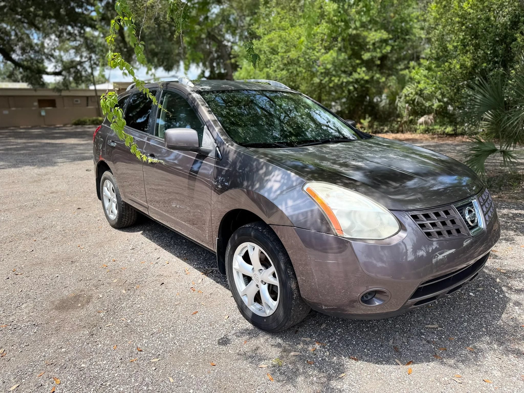 Used 2010 Nissan Rogue SL FWD image 3