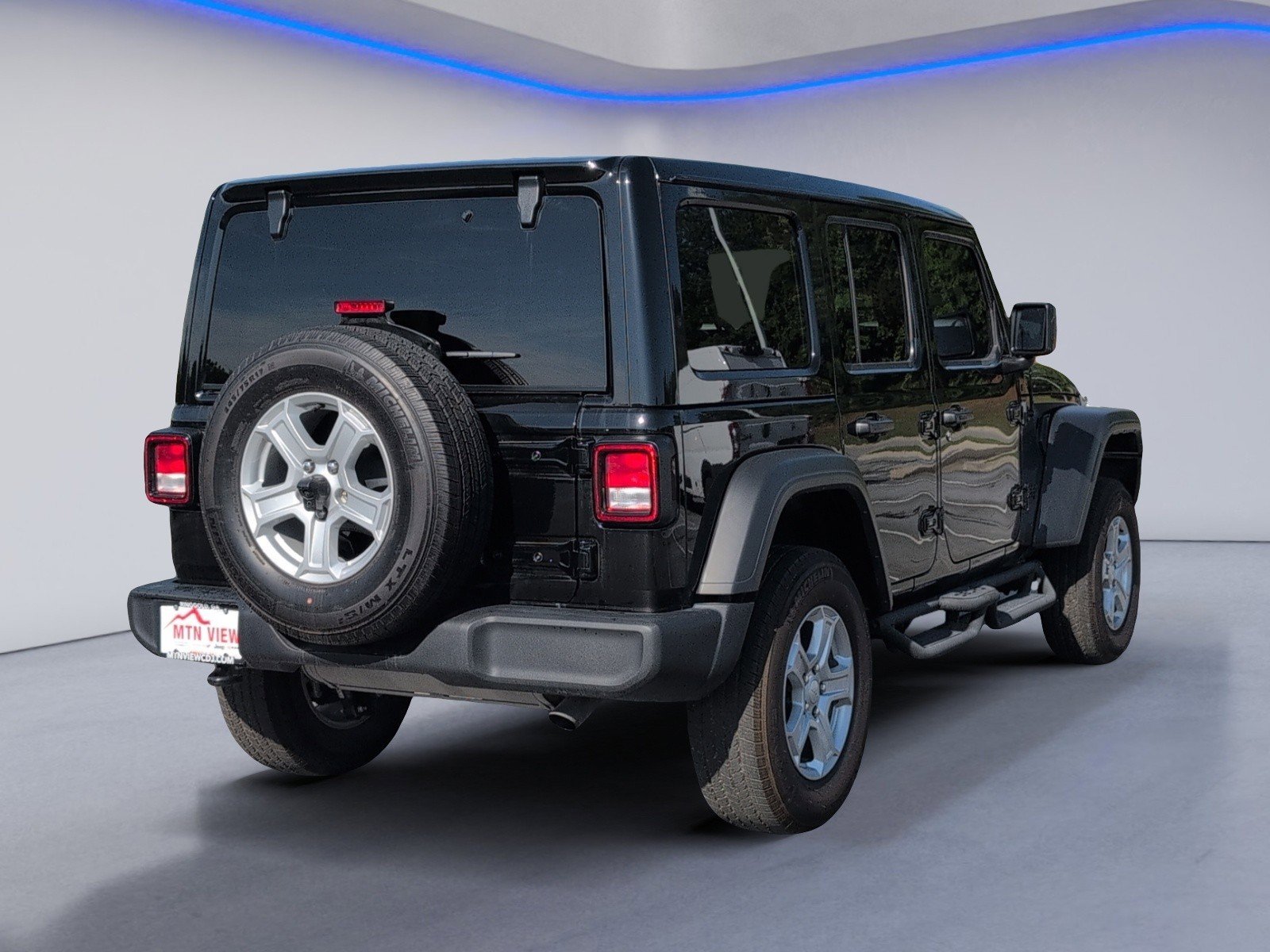 Used 2022 Jeep Wrangler Unlimited Sport w/ Sun And Sound Package AWD/4WD image 5